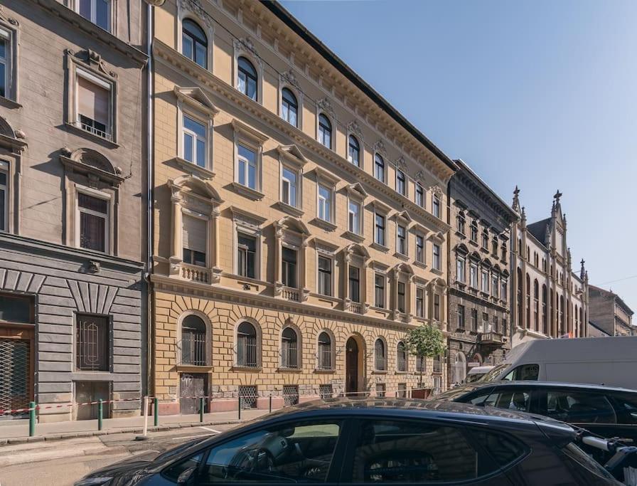 Budapest Design Condo By Nw Exterior photo